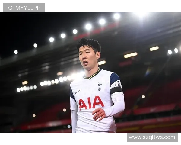 聚焦足坛巨星家庭背景探秘他们成长之路与人生起点 聚焦足坛巨星家庭背景探秘他们成长之路与人生起点