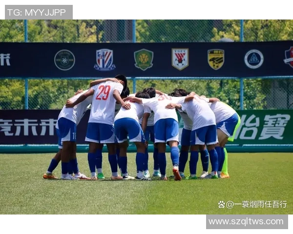 足球网红球星转会加盟职业队引发热议 打破传统足球圈界限