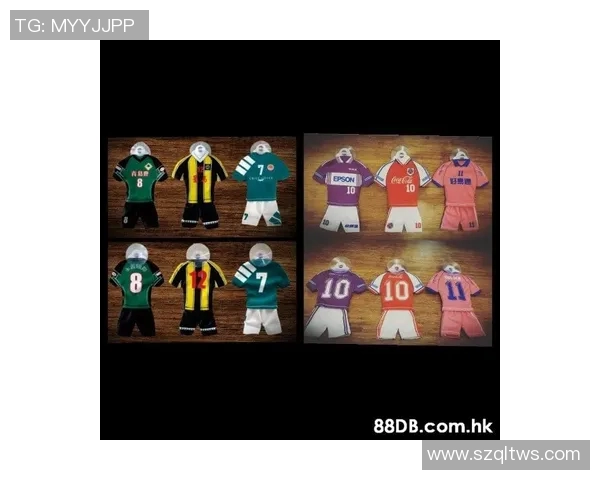 足球球星贴纸包包价格揭秘 市场行情与收藏价值分析